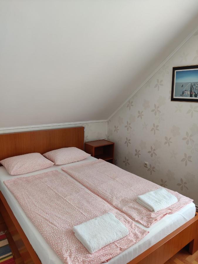 Fadora Apartman Тихань Экстерьер фото