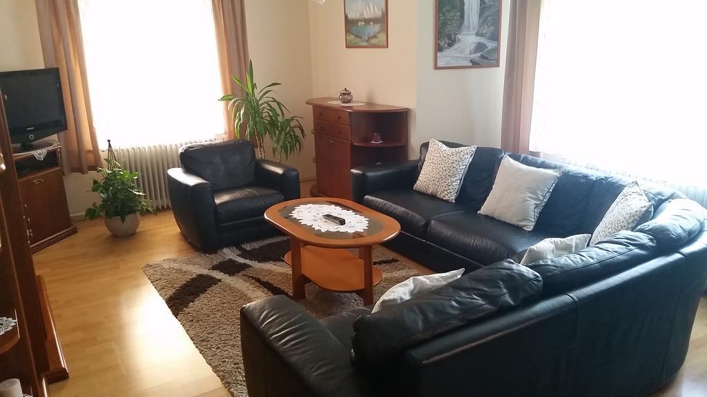 Fadora Apartman Тихань Экстерьер фото